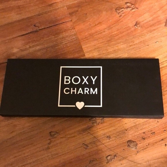 Hello charmer boxycharm exclusive eyeshadow palette - Picture 2 of 6